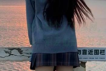 ios上有个17吃瓜网，听说水蜜桃是新宠，瓜友们都疯狂了！
