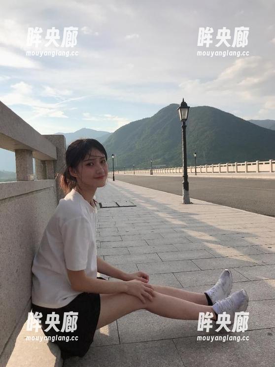 每次登录51cgfun，总有一种“我命由我不由天”的狂妄感，就差没给自己加个特效了…