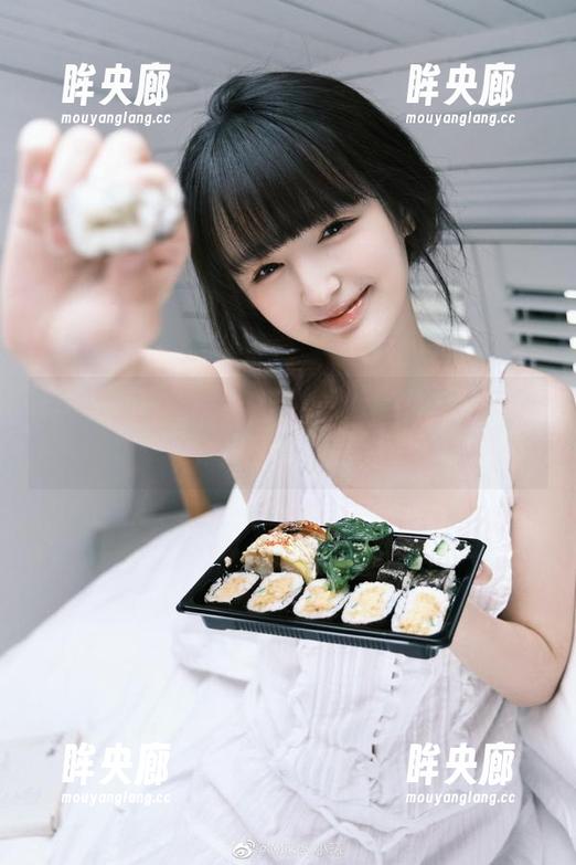 看了51吃瓜最新黑料，脑子里冒出无数问号…