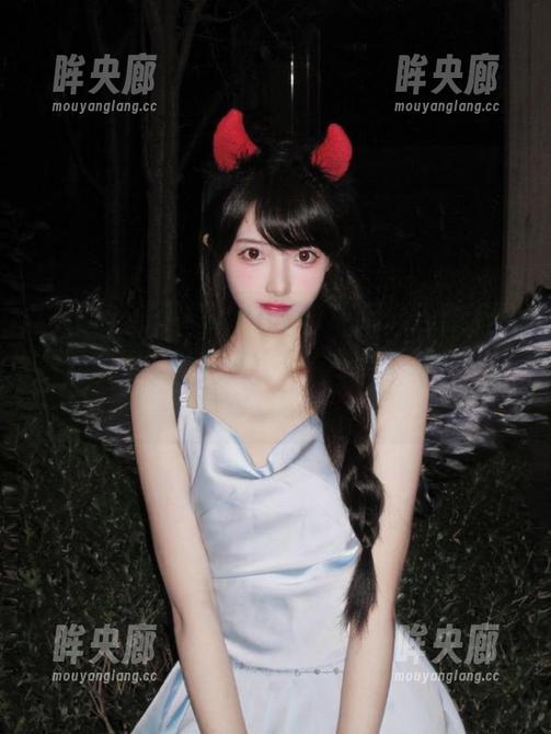 下载www.51吃瓜，告别无聊，开始你的‘八卦侦探’生涯，就差一口瓜！