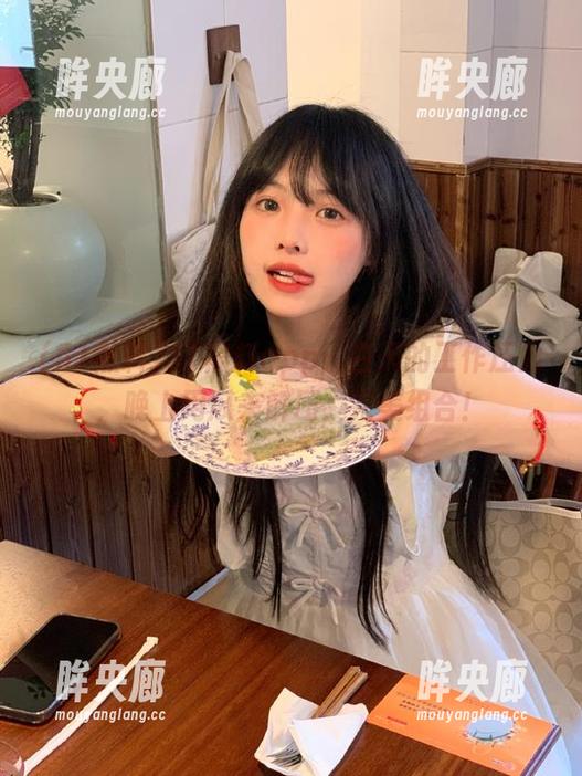 51黑料 51黑料app:白天的工作压力,晚上用瓜来解压,完美组合!