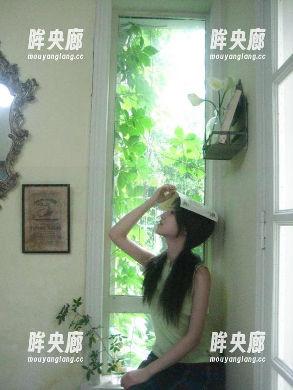 91吃瓜中心 91吃瓜中心:探究今日疯传的八卦线路,带你翻车边缘游!