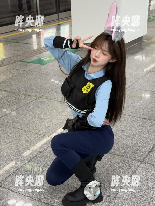 听说“cgcg03”网站的瓜都镀金了，快来验货！