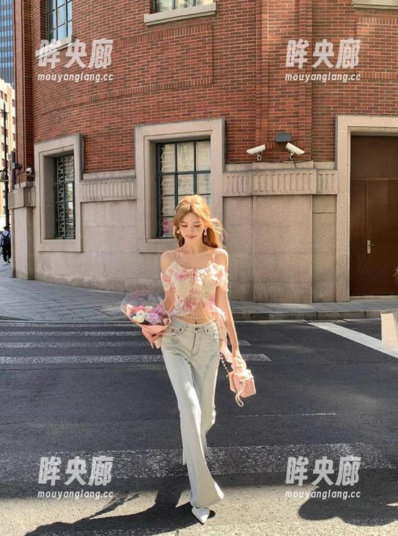 我就想问问，www.17的网页是不是从早到晚就等着我来刷新一百次，天天都有新呢！