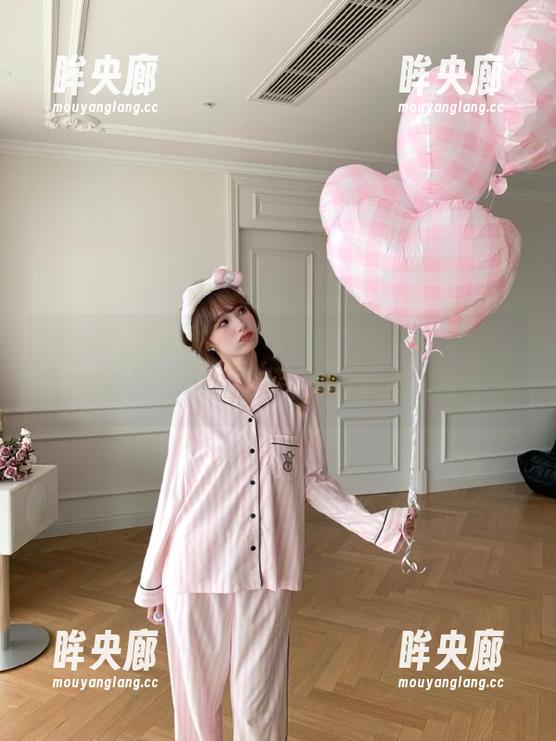 五一吃瓜网 今天“下载”五一吃瓜网,瓜多到让你怀疑人生,信不信你来试试!