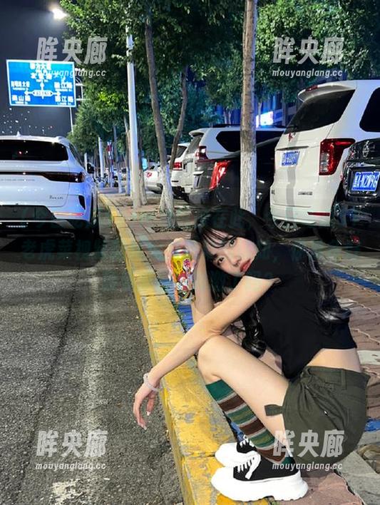 今日吃瓜51 网址链接在此,今日吃瓜51老虎菜视频翻转你对蔬菜的认知,你准备好接受魔性的刺激了吗?