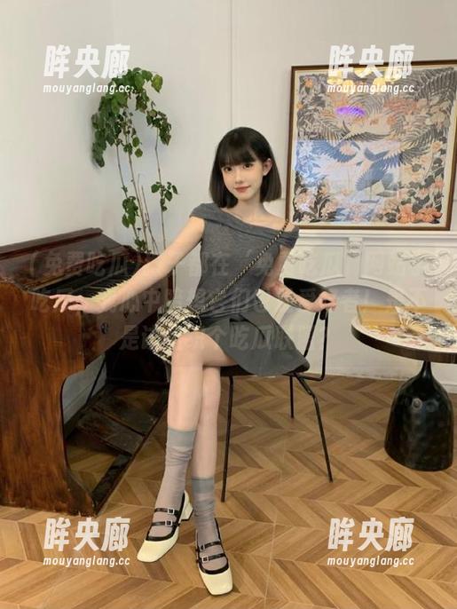 猴子都在‘免费吃瓜’网站学吃瓜，我心中暗想它们也是爱好者！是不是该组织个吃瓜联盟？