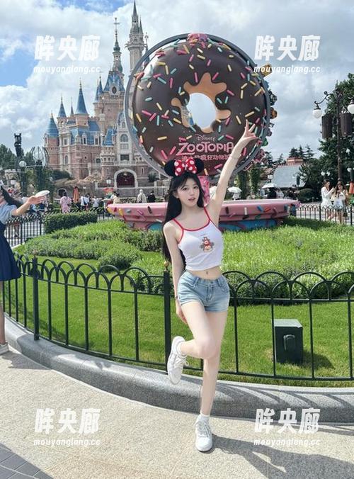 冲哥黑料不打烊，今日特惠！1080P免费试看，这波操作稳了！