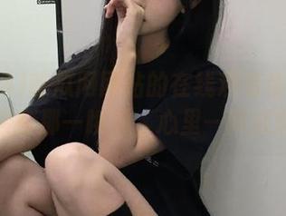 吃瓜网网站的在线观看仿佛让我穿梭在那一瞬间，心里一阵涟漪。