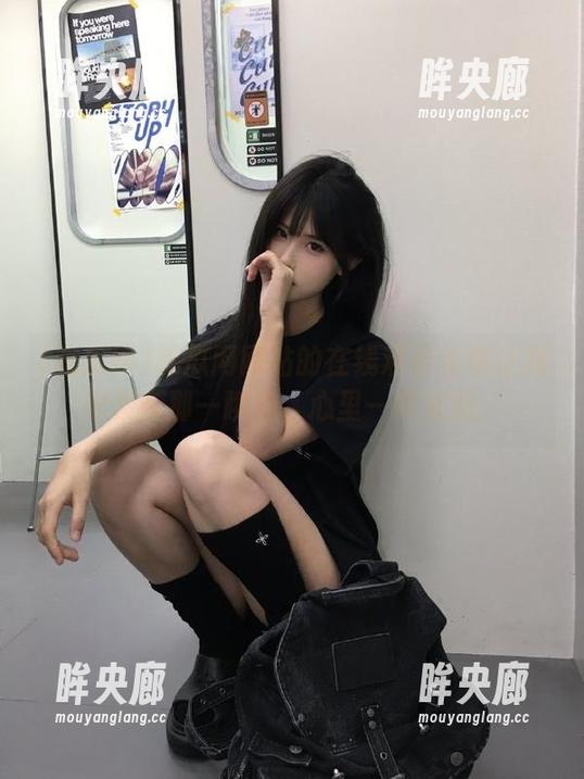 吃瓜网网站的在线观看仿佛让我穿梭在那一瞬间，心里一阵涟漪。