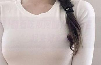 翻看吃瓜网的在线专栏，瞬间想起来好多事