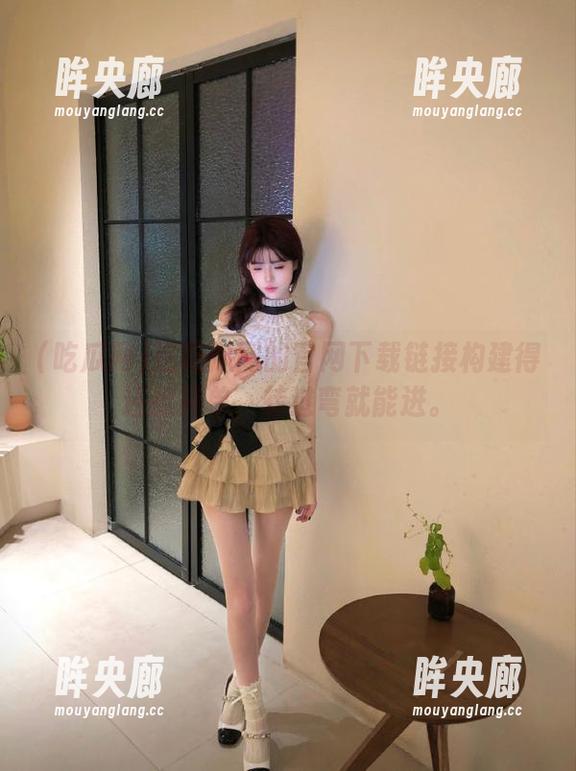 这吃瓜网的官网下载链接构建得还挺简单，转过弯就能进。
