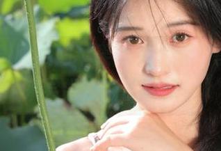 吃瓜网苹果版：大瓜不等人，快来尝尝最新品种吧！