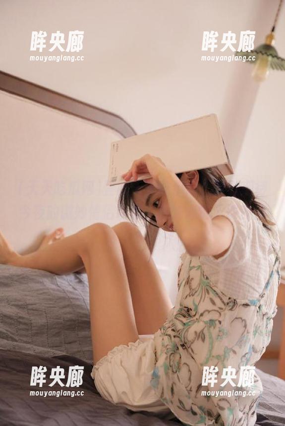 登陆天天吃瓜网，默默期待今夜的微妙情侣动态，我的心情无限冲浪！
