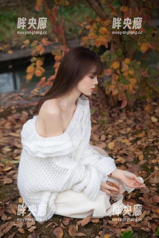 今天心情特别好，完美的理由——在‘我要吃瓜网’吃免费瓜，不论对错！