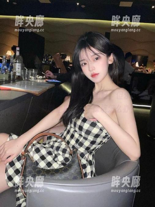 网曝吃瓜 “网曝吃瓜”虽好,但永不迷路也得及时止损,万一踩坑怎么办?