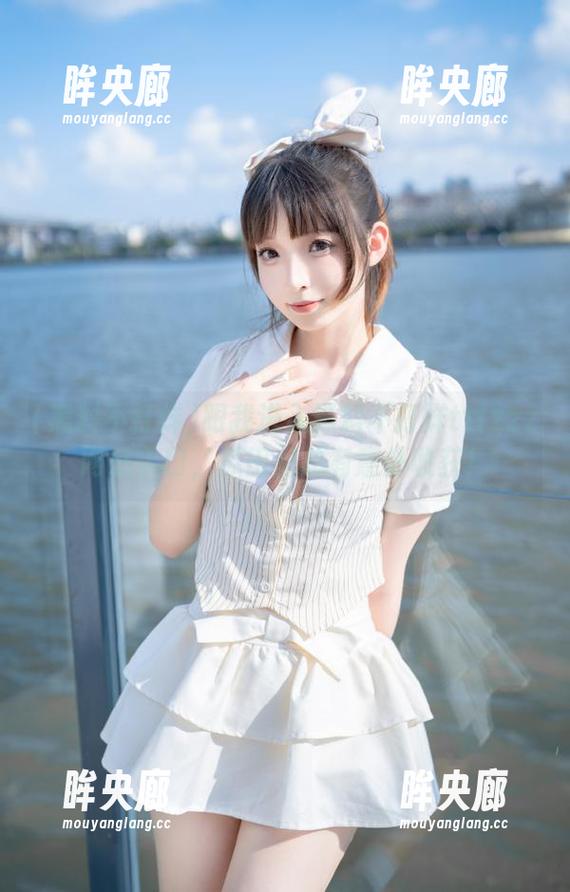 跟我进入黑料不打烊tttzzz网站入口，瓜田里总有意外收获！