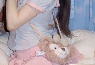 黑料不打烊，永不迷路，听说这瓜还有点酸甜？