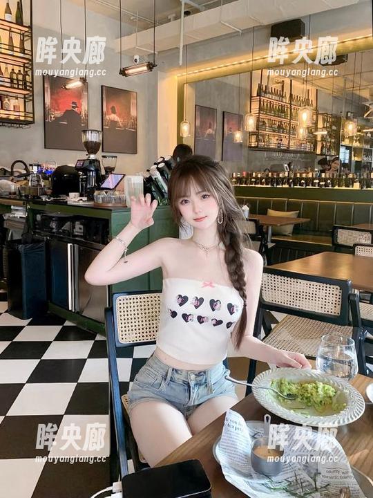 官网上线新爆料，黑料不打烊的永久演出开始了！