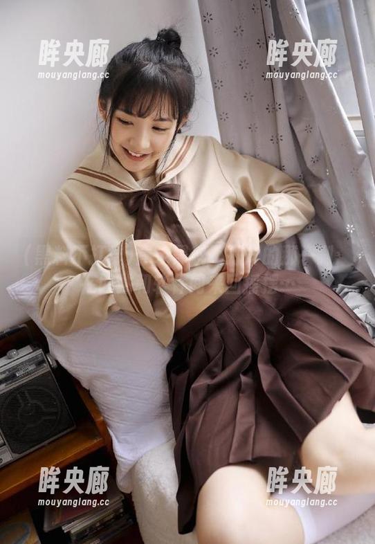 登录黑料不打烊的那一刹：在网站和软件间来回摇摆…