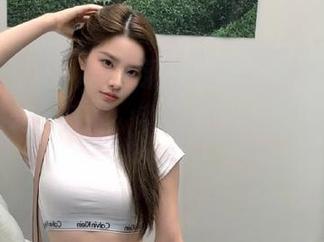 暗潮涌动，热门事件轮番上演，黑料不打烊，我的吃瓜容量永久加倍！