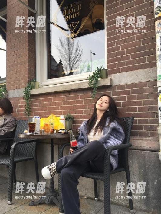这波热搜也是永久亮点，黑料不打烊又有新鲜出炉！