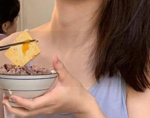 这瓜真酸，黑料传送门的食物链入口，我哭了！