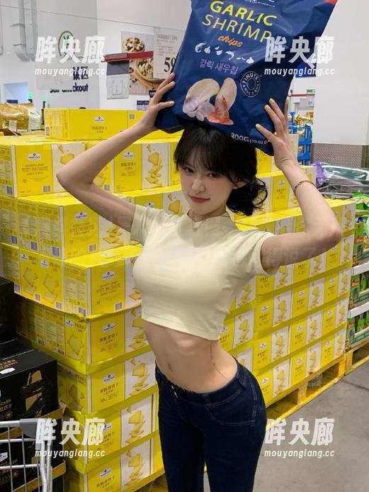黑料社区官网，在线给你无所不知的八卦，连隔壁阿姨也懒得说了！