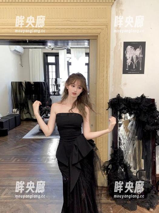 五分钟都不想在黑料网的iOS下载页面待！真尴尬。