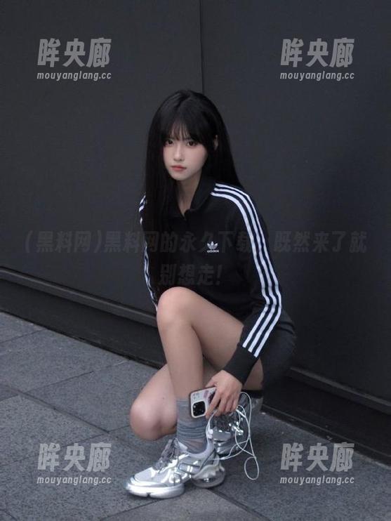 黑料网的永久下载，既然来了就别想走！