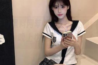 黑料网苹果版：瓜不停，不打烊，晚上也是吃瓜时间！
