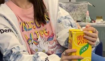 一天不看“黑料网不打烊”，感觉跟丢了网址似的，怪怪的！