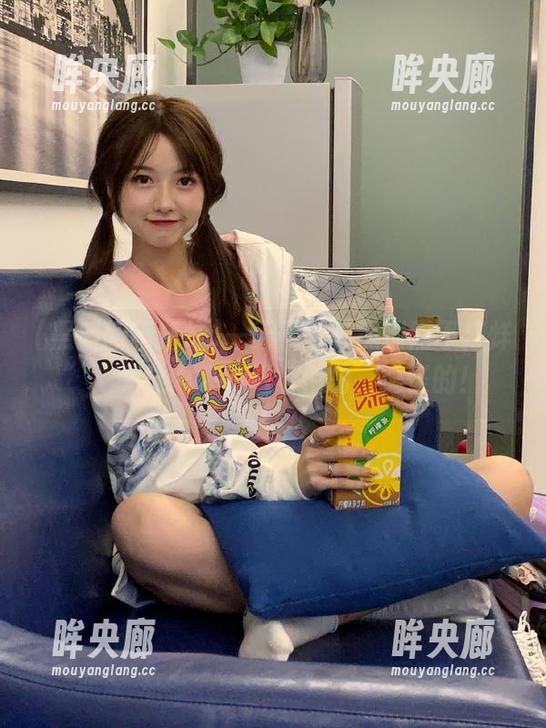 一天不看“黑料网不打烊”，感觉跟丢了网址似的，怪怪的！