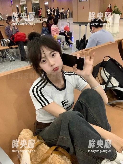 黑料老司机苹果版上线，千奇百怪的瓜让人眼前一亮！