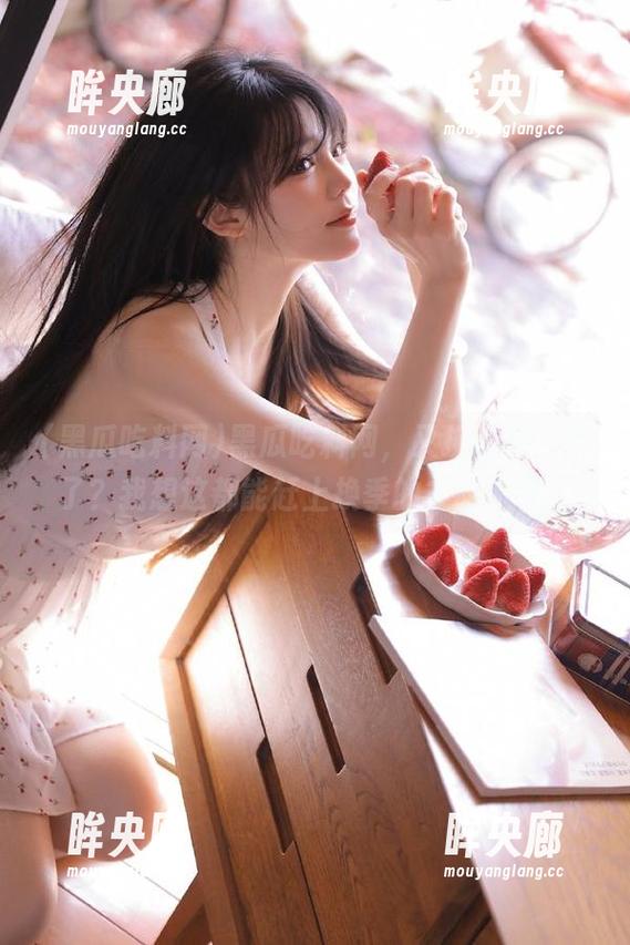 黑瓜吃料网，又换视频入口了？我想这都能赶上换季的衣服了呀！