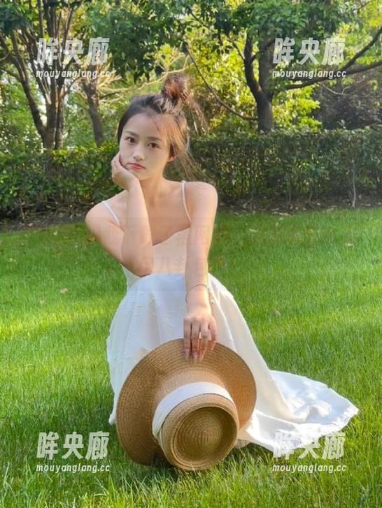 黑网料 我下载了黑网料,结果喵的被无尽八卦包围!